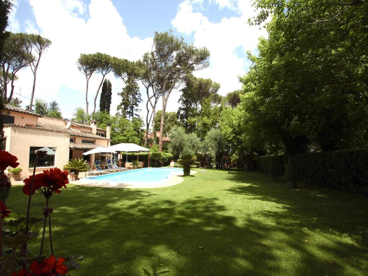 Apartamento Appia Antica 2Br With Swimming Pool Roma Exterior foto